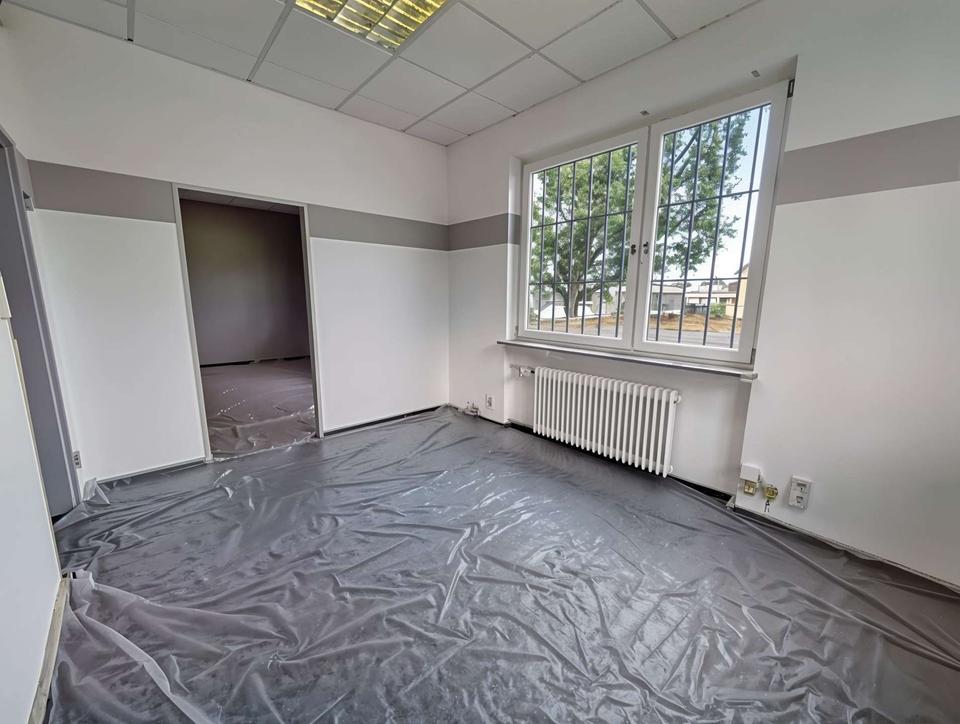 Thumbnail-Büro + Lager + Parken: Ihre neue Basis in Frankfurt-Eckenheim.