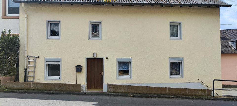Thumbnail-Eckhaus zum Kauf in Hüttingen! 74.000€(vB)