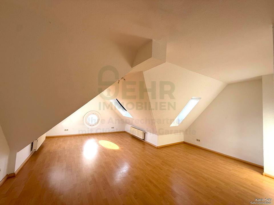 Thumbnail-*** Geräumige Maisonette Wohnung ***