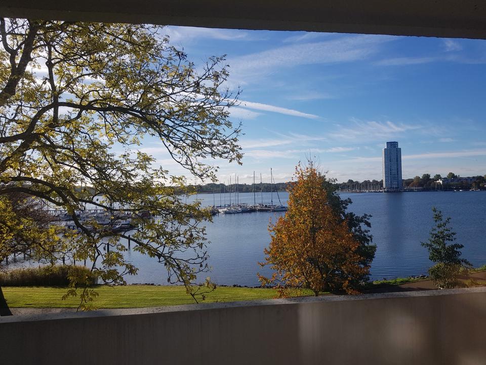 Thumbnail-2-Zimmer Wohnung möbliert mit direktem Schleiblick Kurzzeitmiete