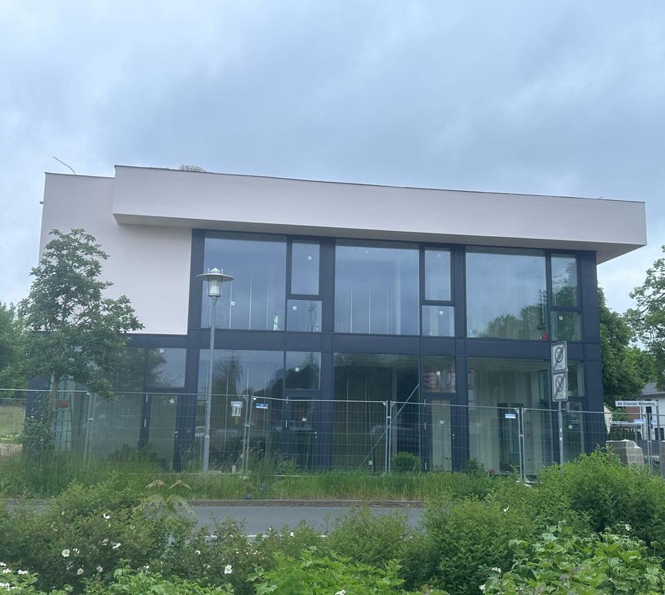 Thumbnail-Moderne 2-Zimmerwohnung mit Dachterrasse in Seenähe