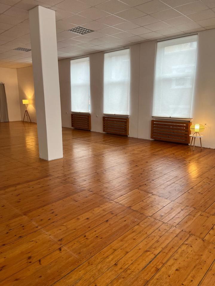 Thumbnail-Raum für Sport, Seminar, Yoga, Tanz, Atelier, Praxis, Unterricht