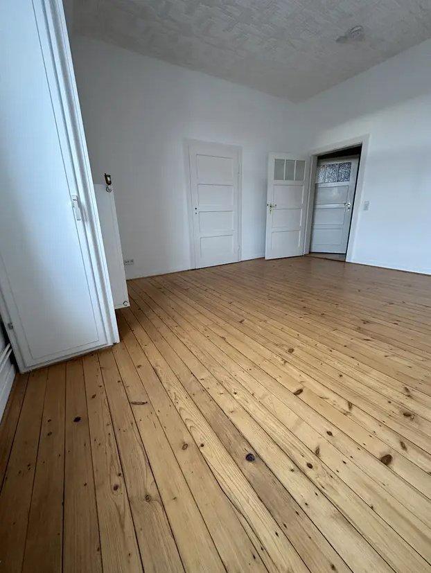 Thumbnail-Zentrale renovierte 2-Zimmer-Wohnung mit großer Wohnküche