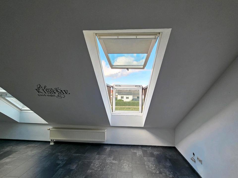 Thumbnail-Reihenhaus zu vermieten -Wäre auch in zwei Wohnungen aufteilbar