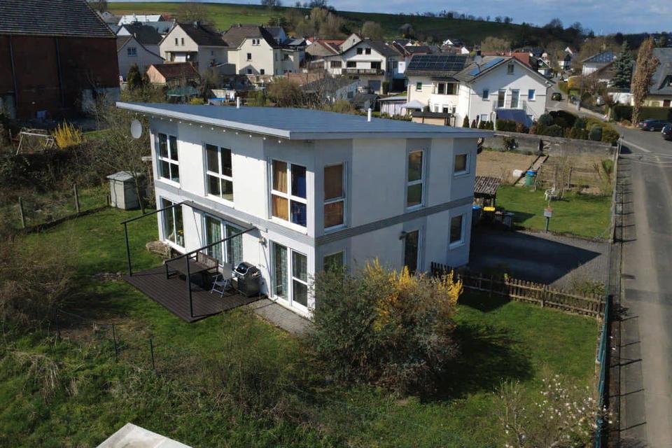 Thumbnail-Junges, 150m², lichtdurchflutetes Energiespar- Wohlfühl- Haus