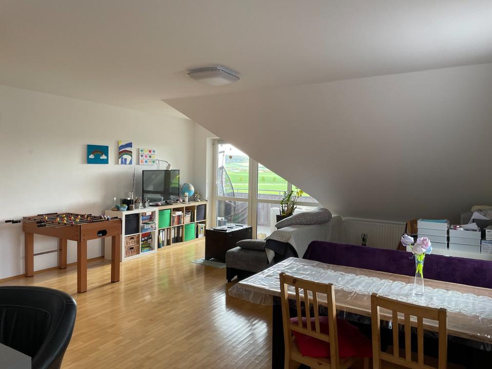 Thumbnail-Schöne 3-Zimmer-Maisonettewohnung in ruhiger Lage von Salz zu vermieten