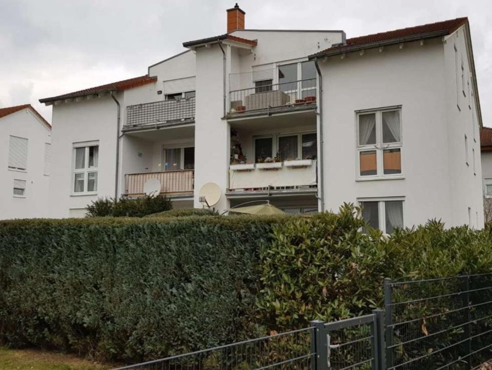 Thumbnail-Helle 3-Zimmer-DG-Perle mit sonnigem Balkon in Büttelborn-Worf.