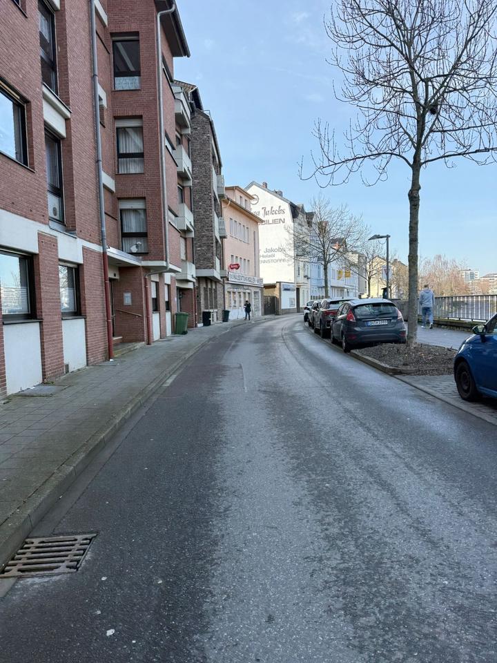 Thumbnail-Zentrale Wohnung in Eschweiler mit Aufzug, Balkon und Tiefgarage