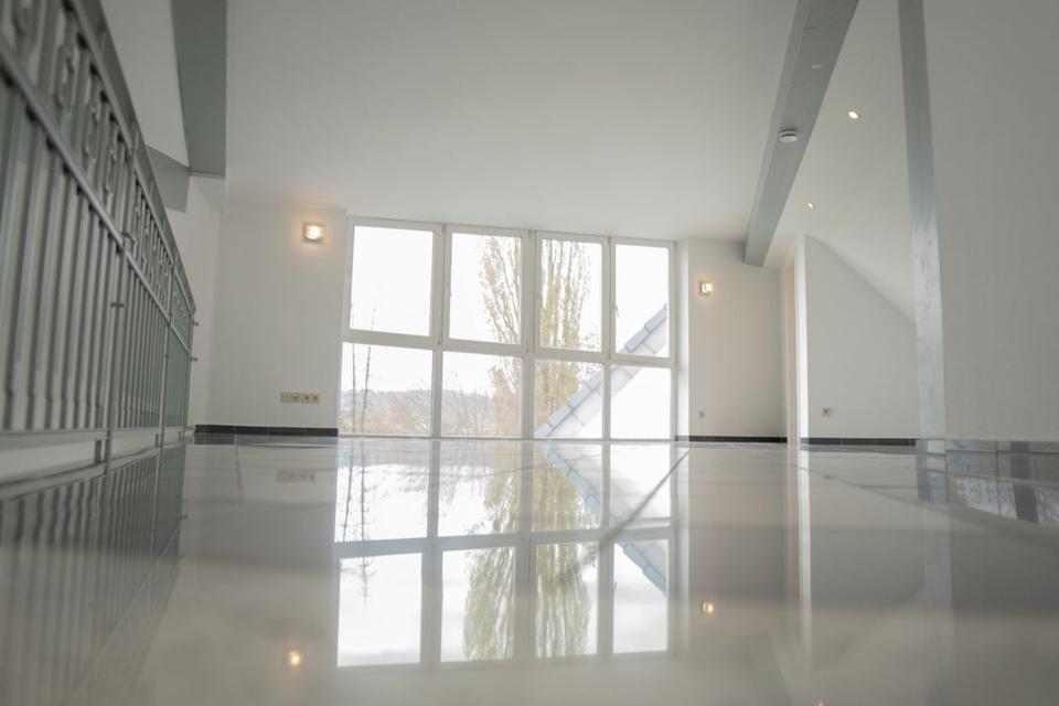 Thumbnail-Moderne 3 Zimmer Maisonette Wohnung mit Loggia in Wallerfangen