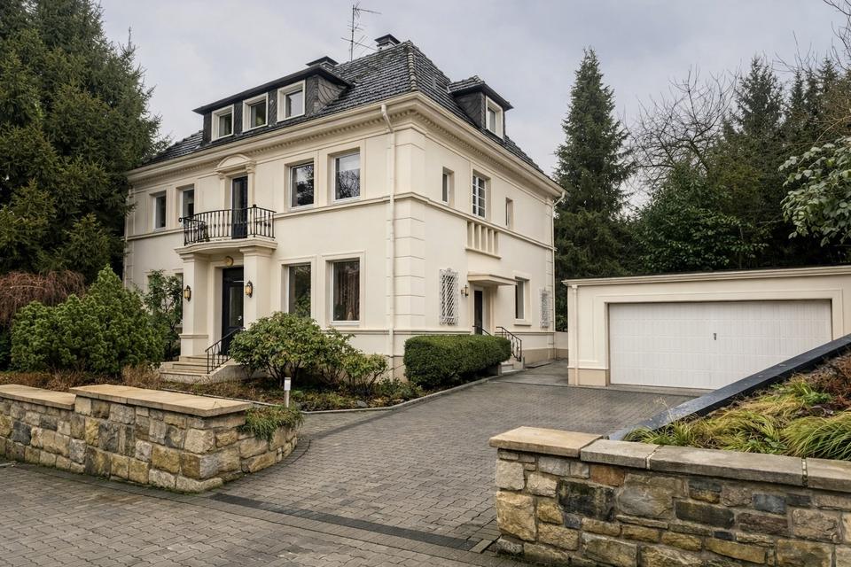 Thumbnail-2,5 Zimmer-DG-Wohnung (ca. 77 m²) mit Dielenboden ruhig&zentral