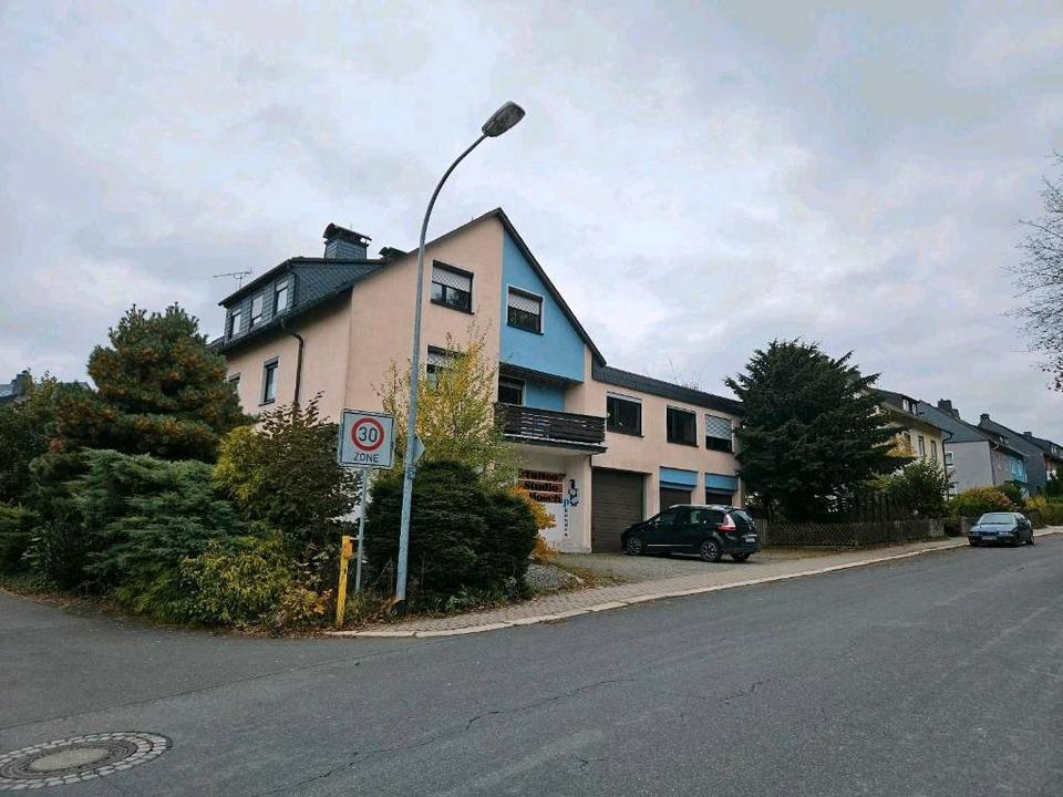 Thumbnail-Mehrfamilienhaus mit Geschäftsanteil