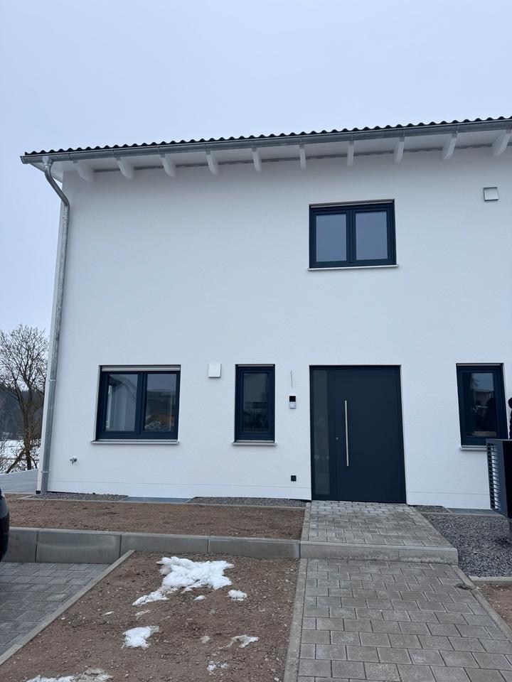 Thumbnail-Doppelhaushälfte neu mit Einliegerwohnung (extra Eingang)