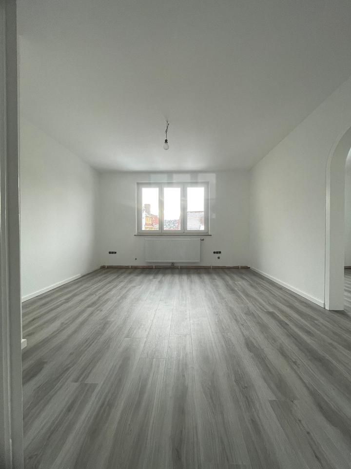 Thumbnail-4 Zimmer Wohnung Stuttgart Untertürkheim