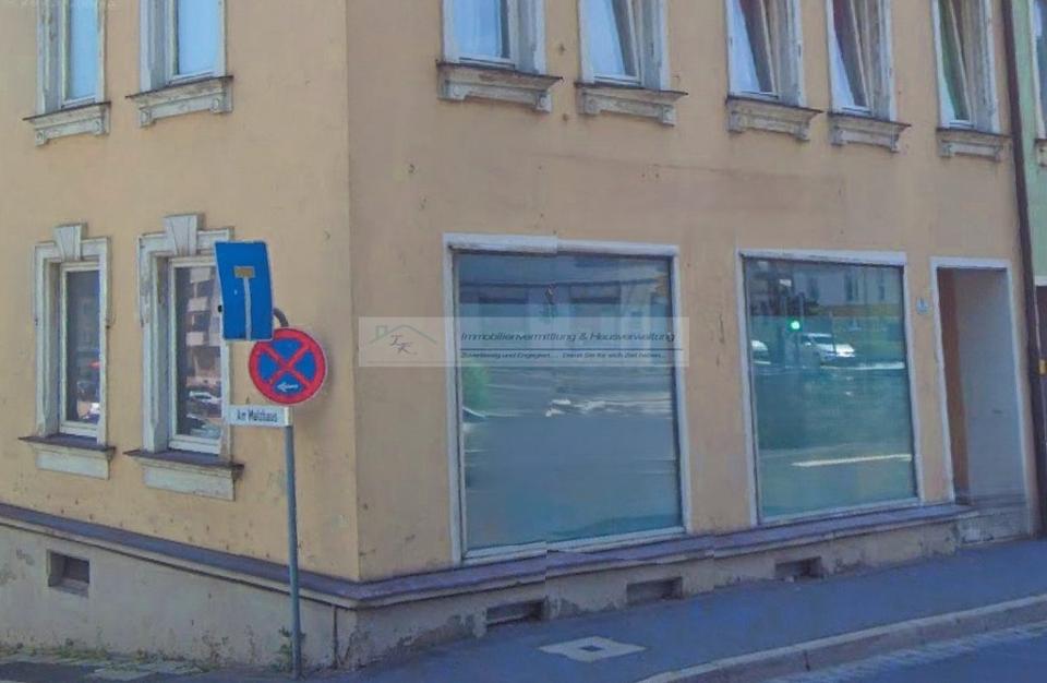 Thumbnail-Perfekt sichtbar, perfekt gelegen – Bürofläche in Marktredwitz-Zentrum 1A Lage zu vermieten