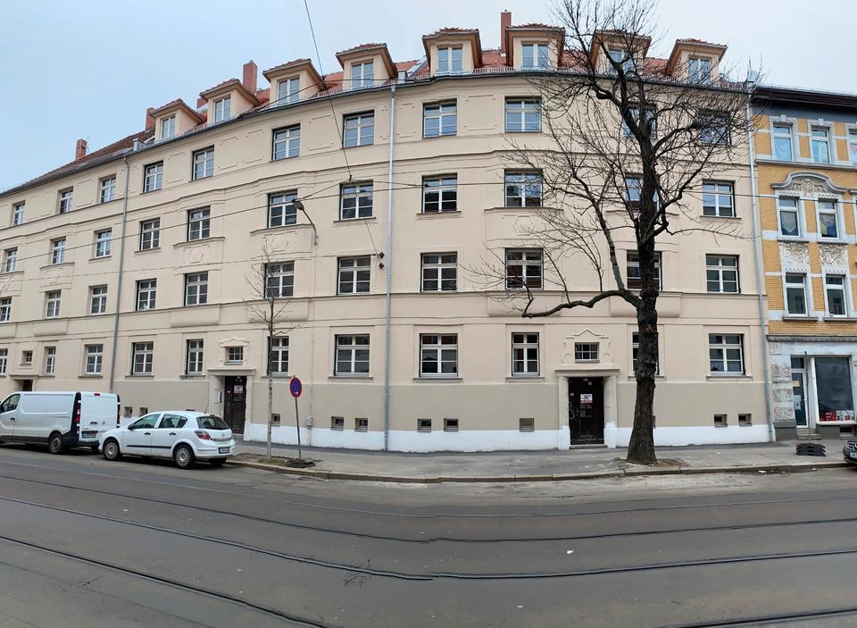 Thumbnail-Gemütliche 2-Raum-Dachgeschosswohnung - mit Loggia und EBK