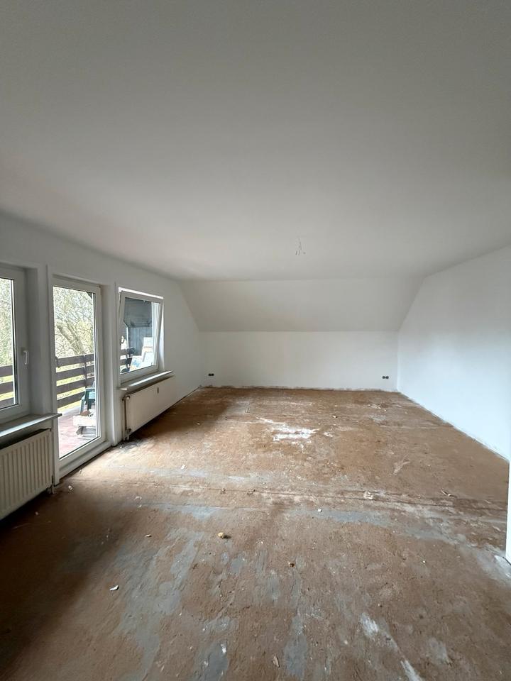 Thumbnail-Erstbezug nach Renovierung - 3-Zimmer-Wohnung mit großem Balkon