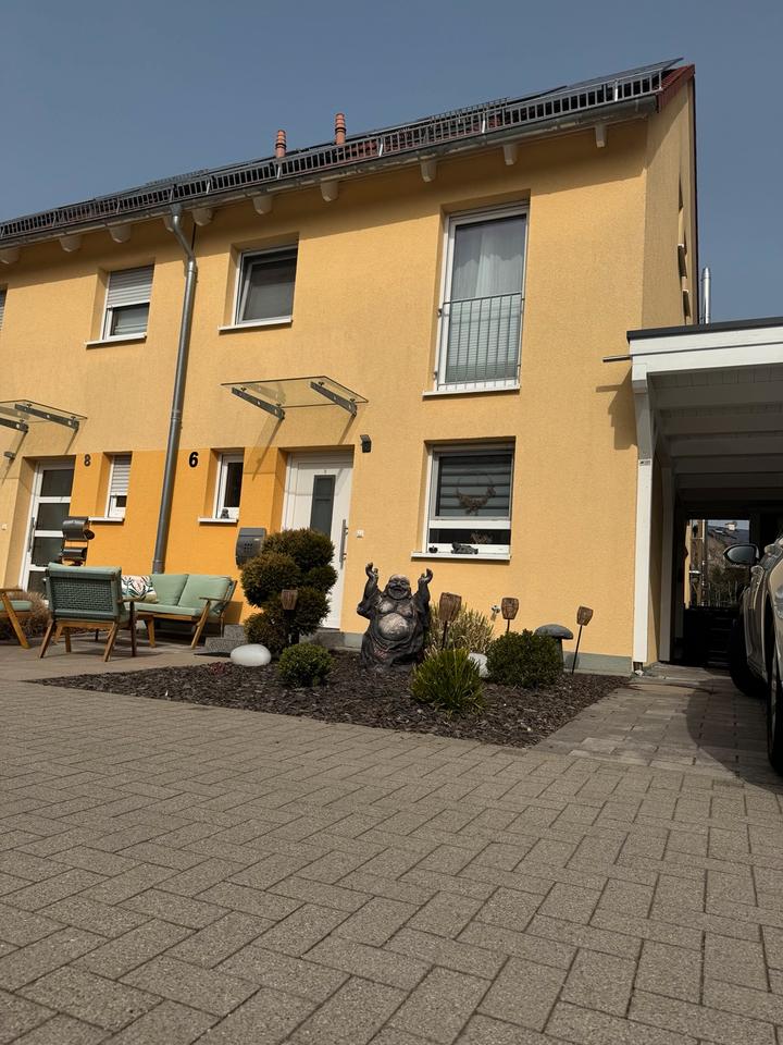 Thumbnail-Reserviert!!! Schöne DHH in Steinbach