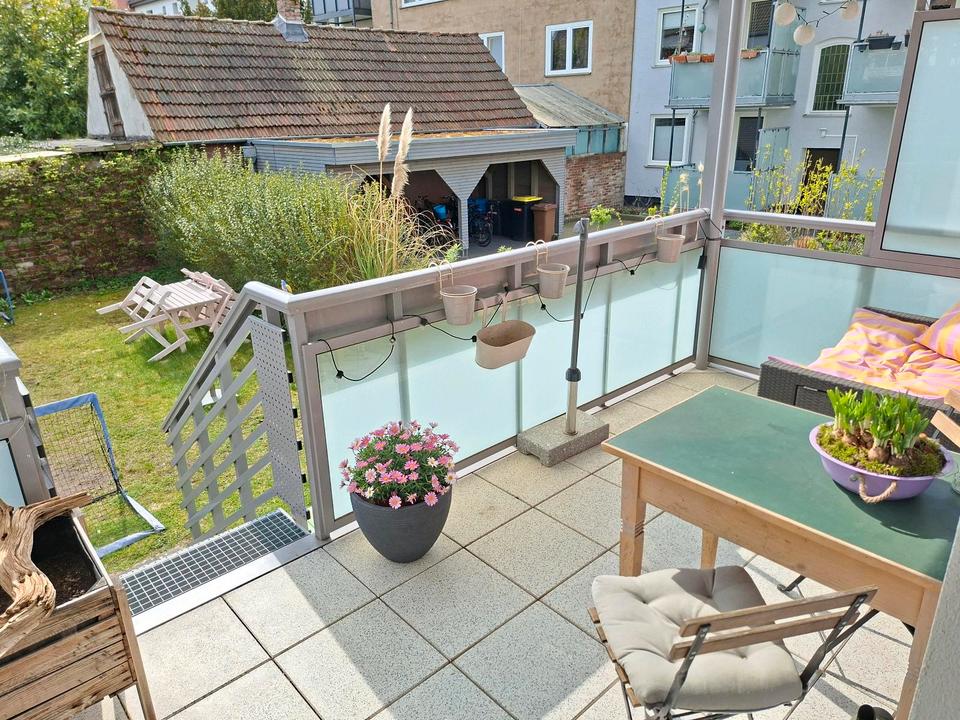 Thumbnail-Möblierte 2-Zimmer Wohnung mit Balkon & Garten - Zwischenmiete