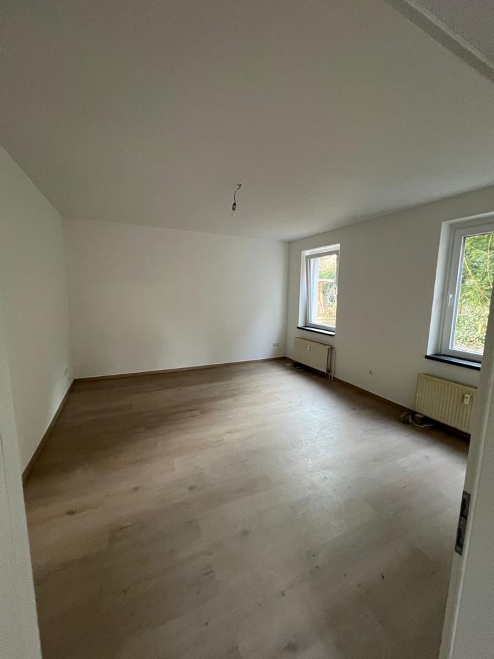 Thumbnail-Erstbezug nach Kernsanierung 1,5 Zimmer in Altbauvilla Bad Eilsen