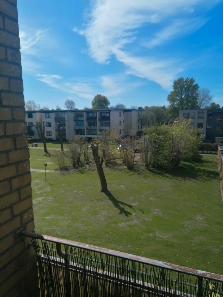 Thumbnail-Schöne Wohnung zum 1.6. zu vergeben, 1030 Euro Warm Miete