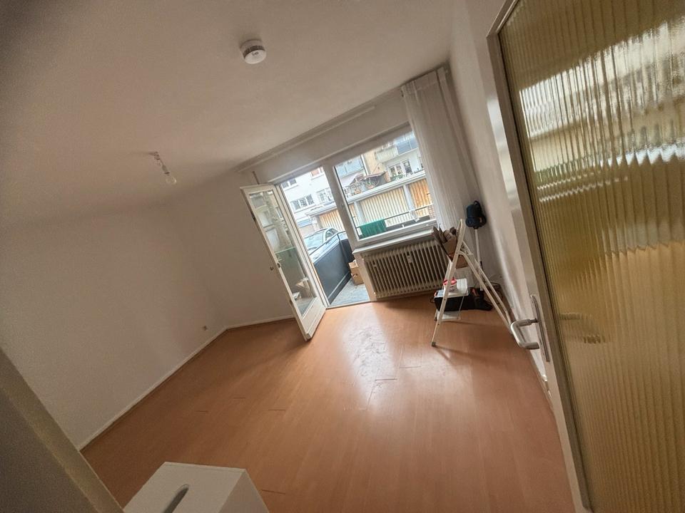 Thumbnail-1-Zimmerwohnung mit Balkon in 79106 Freiburg