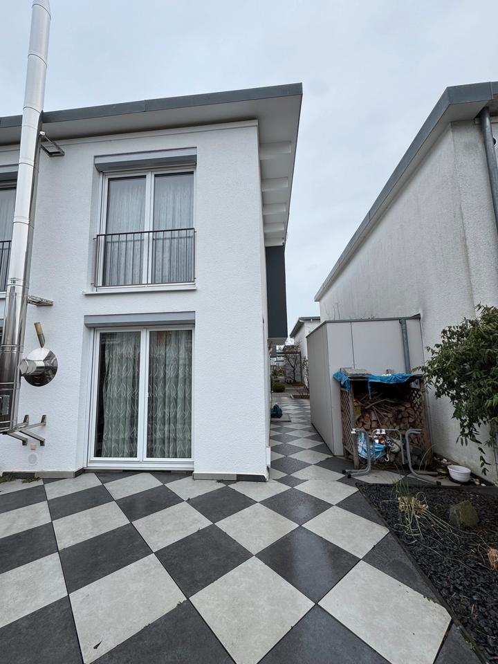 Thumbnail-Einfamilienhaus in Scharnhausen Park – zur Vermietung