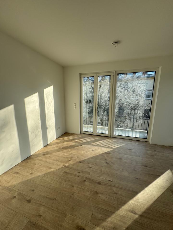 Thumbnail-Kompakte 1-Zi.-Whg. mit EBK & Balkon, nahe UNIWISTA, 10 Min. zur S-Bahn* – ab 122025