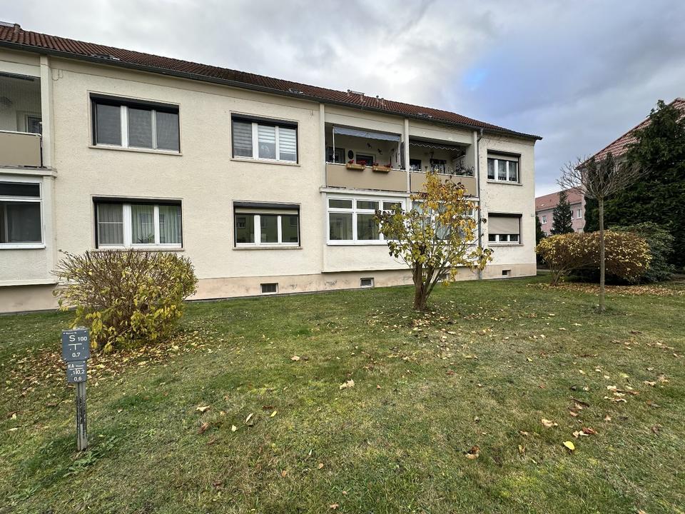 Thumbnail-Eigentumswohnung 3-Raum Erdgeschoss mit Stellplatz in Hohenmölsen