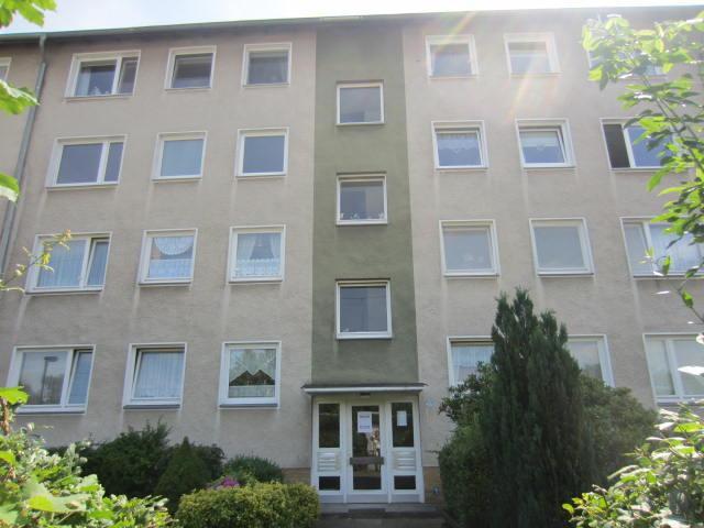 Thumbnail-Moderne 3-Zimmer-Wohnung mit Einbauküche und Balkon