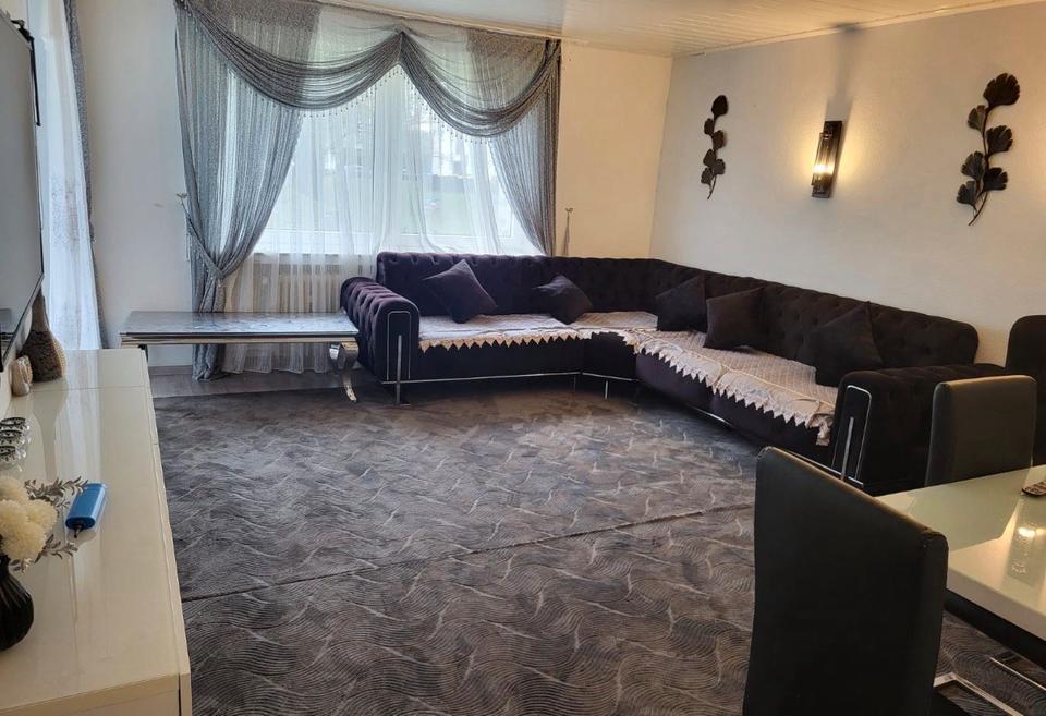 Thumbnail-3-Zimmer-Erdgeschosswohnung mit Balkon