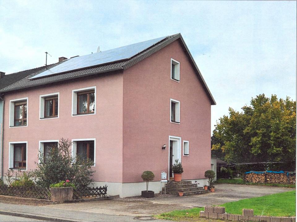 Thumbnail-*Renditeobjekt* Zweifamilienhaus mit PV Anlage von Privat
