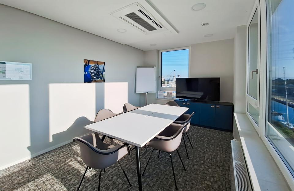 Thumbnail-Privater Büroraum für 4 Person in REGUS Hafen Süderelbe