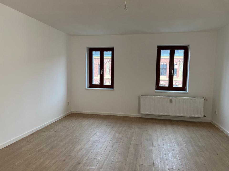 Thumbnail-Charmante 2-Zimmer DG Wohnung | 72 m² | Wohnküche | WG geeignet
