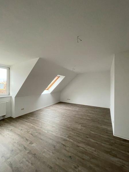 Thumbnail-Großzügige 1-Raum-Wohnung in Erfurt-Vieselbach mit Balkon!