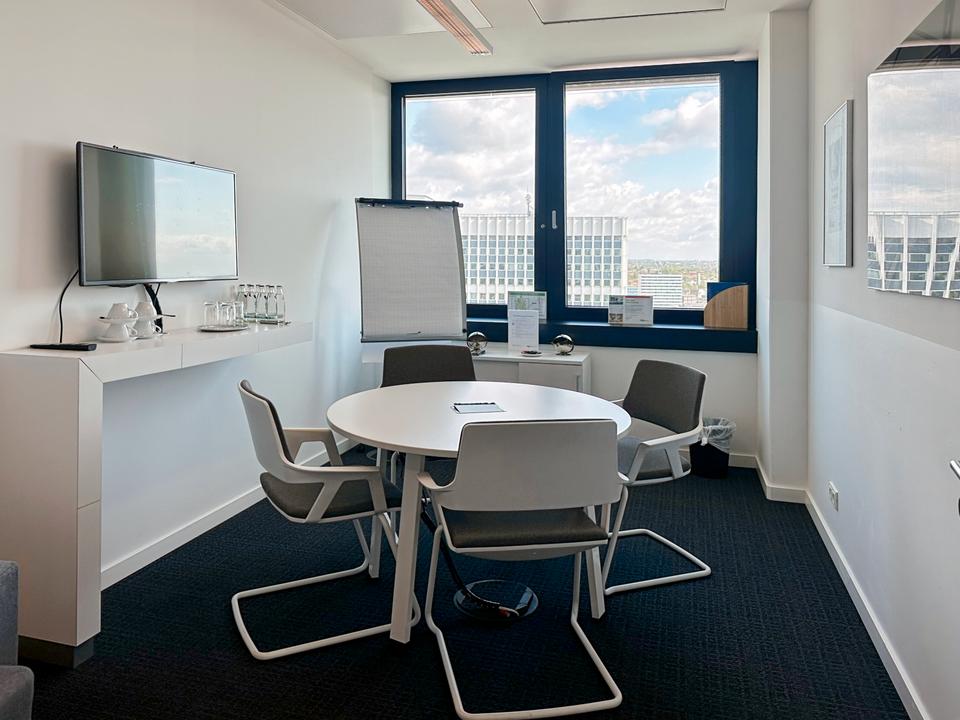 Thumbnail-Großraumbüros für 10 Personen in Regus Mundsburg Tower