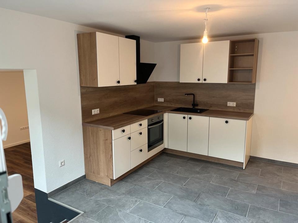 Thumbnail-Schöne Ruhige 3 Zimmer Wohnun