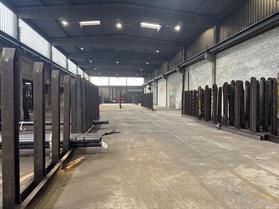 Thumbnail-1.900 m² Lagerhalle mit 8 m Deckenhöhe in Düsseldorf-Herrdt – ideal für Logistik & Produktion