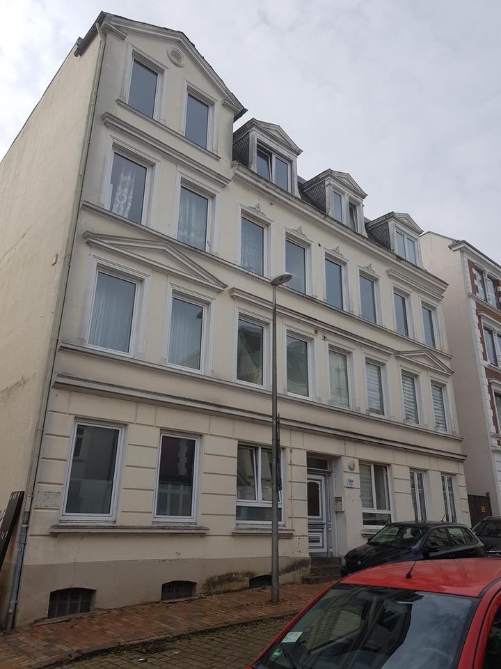 Thumbnail-Schöne 2 Zimmer Wohnung in Stadtnähe