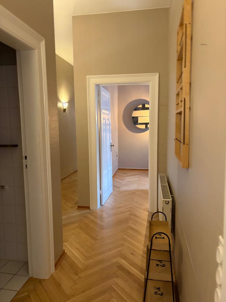 Thumbnail-Möbliert & ruhig: Stilvolle 2-Zi. Altbau-Wohnung, 65 m²Innenstadt
