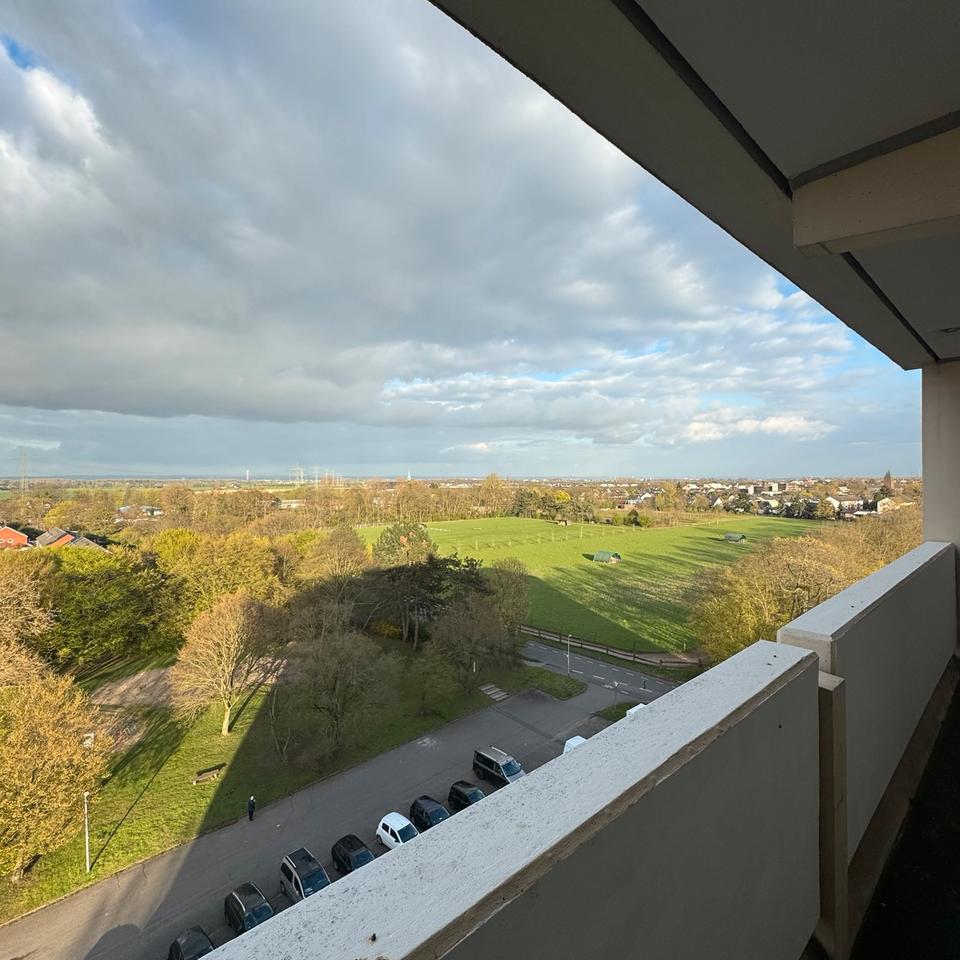 Thumbnail-Mietwohnung: 3 Zimmer Wohnung mit Balkon. Zonser str.78- Dormagen