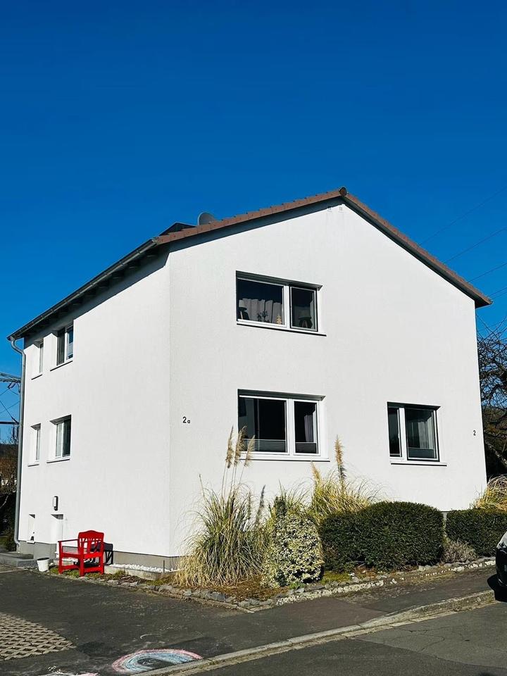 Thumbnail-3ZKB, 90 m² Wohnung im ruhigen 2 Familienhaus in Sandershausen