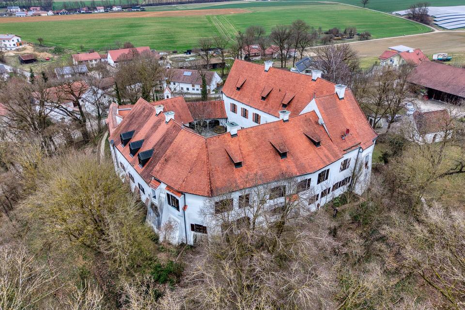 Thumbnail-Wohnen im Schlossambiente – stilvolle Maisonette in der Burg