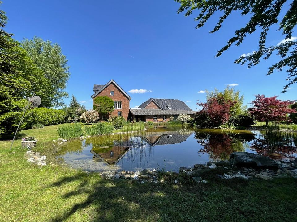 Thumbnail-Stilvoll möblierte 2 Zimmer Erdgeschosswohnung