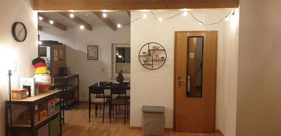 Thumbnail-[Anfragestopp] 1,5-Zimmer Wohnung in Damenviertel ab 1. Juni