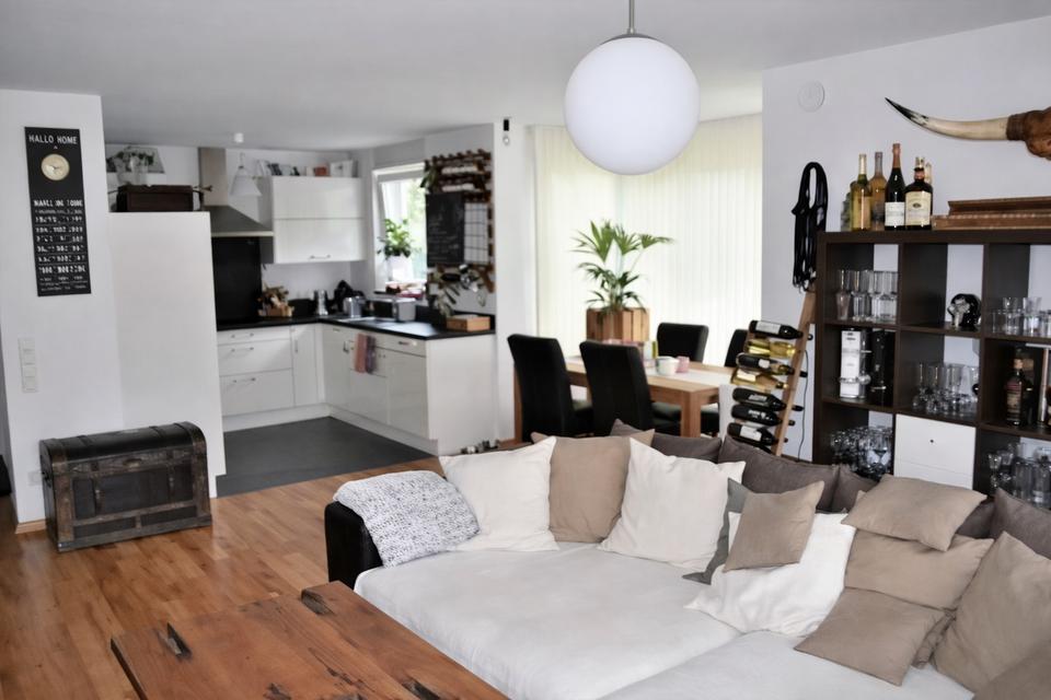 Thumbnail-Helle und moderne 3-Zimmer Wohnung mit Garten in zentraler Lage