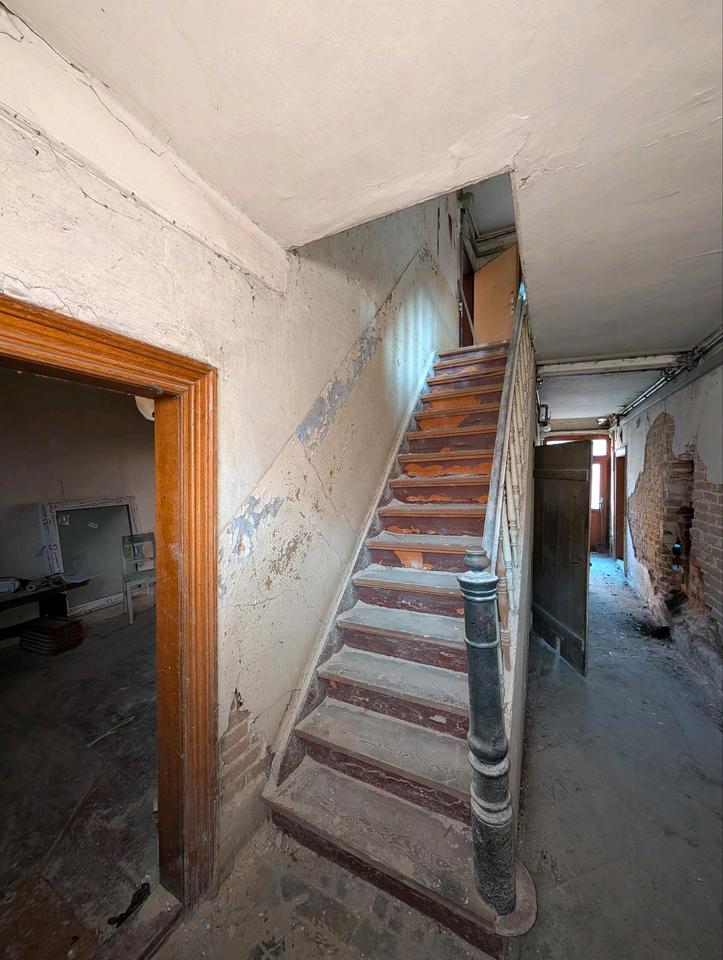 Thumbnail-großes Mehrfamilienhaus in guter Lage von Aschersleben