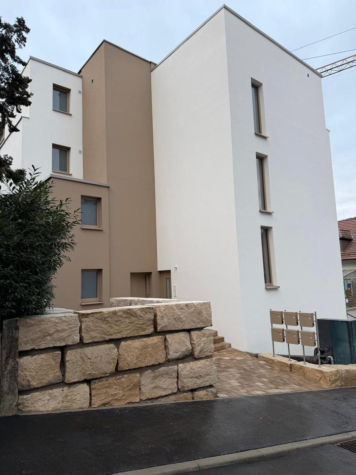 Thumbnail-Luxuriöse 3-Zi.-Wohnung mit Balkon und Stellplatz in Mosbach