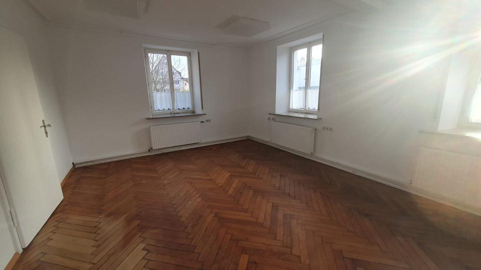 Thumbnail-Helles Büro in ruhiger Lage nahe Ellwangen Zentrum zu vermieten