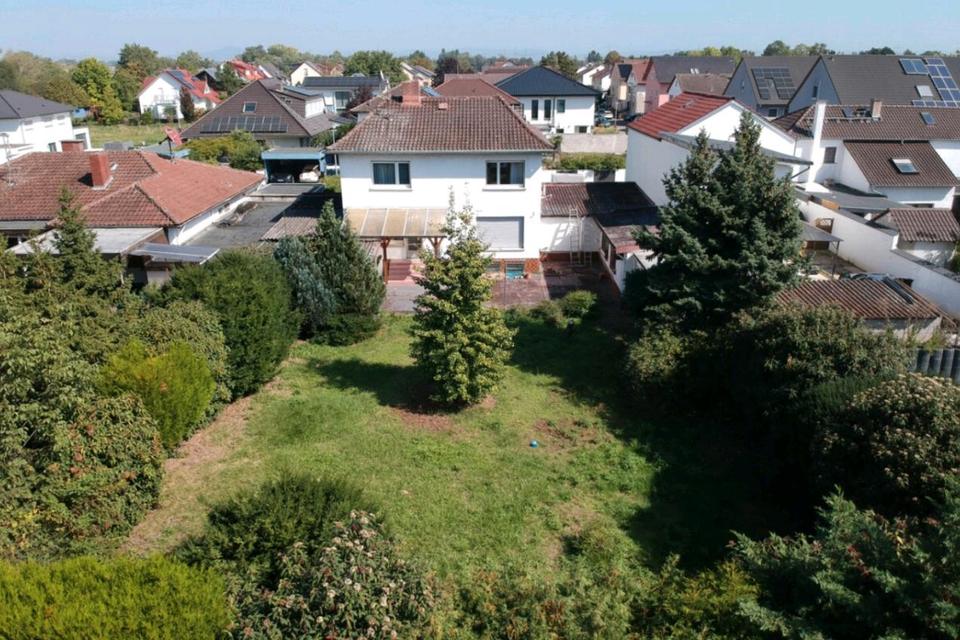 Thumbnail-920 m² Grundstück + Haus in Kernsanierung – riesiges Potenzial!
