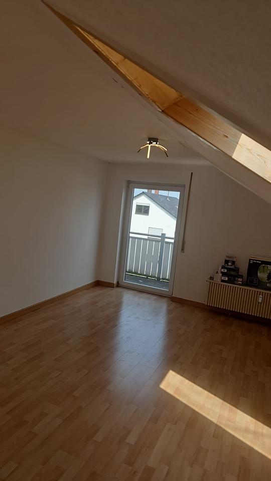 Thumbnail-3-Zimmer-Wohnung in Giengen Auch Jobcenter und Ukrainer